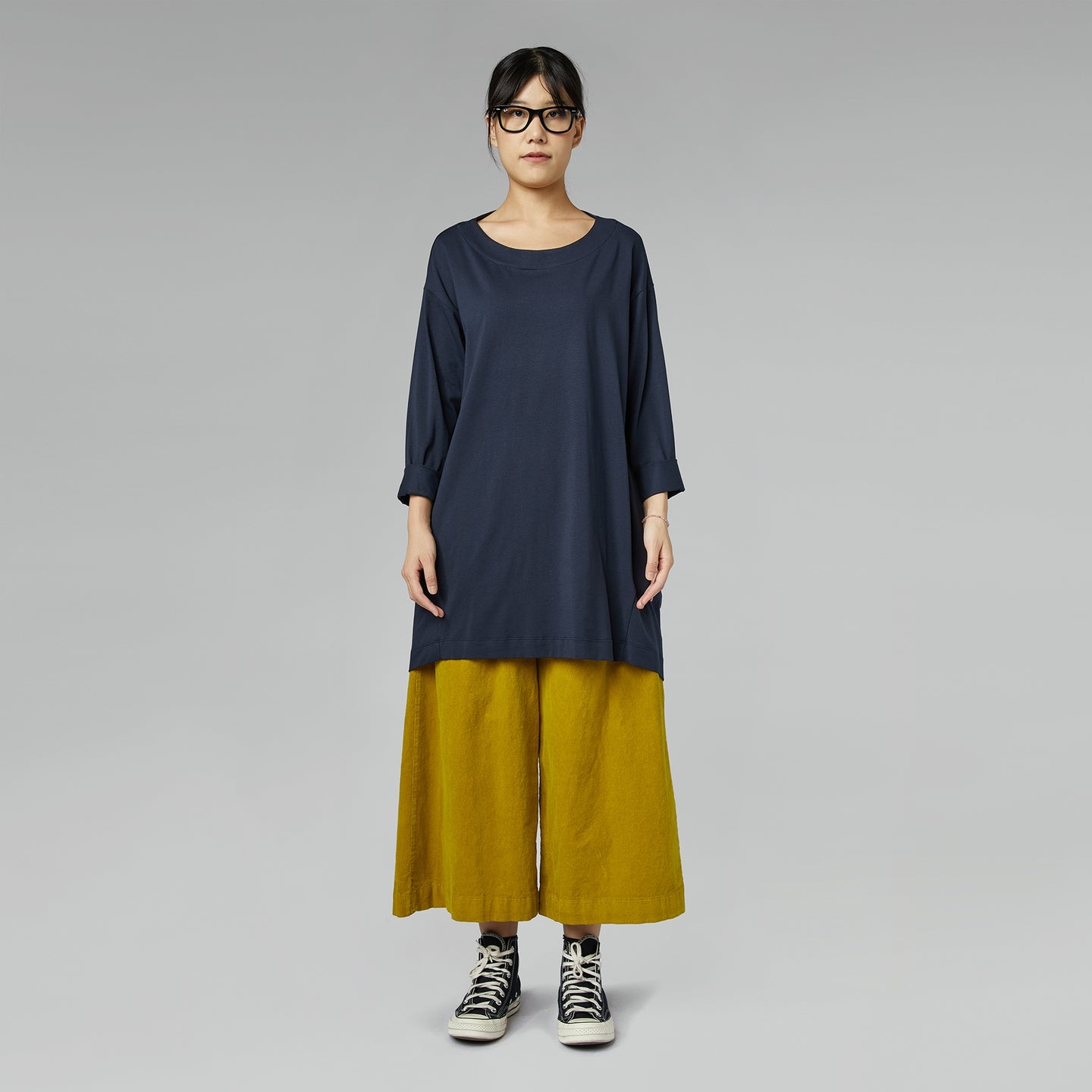 T-SHIRT WITH DRAWSTRING ON THE BACK BLACK