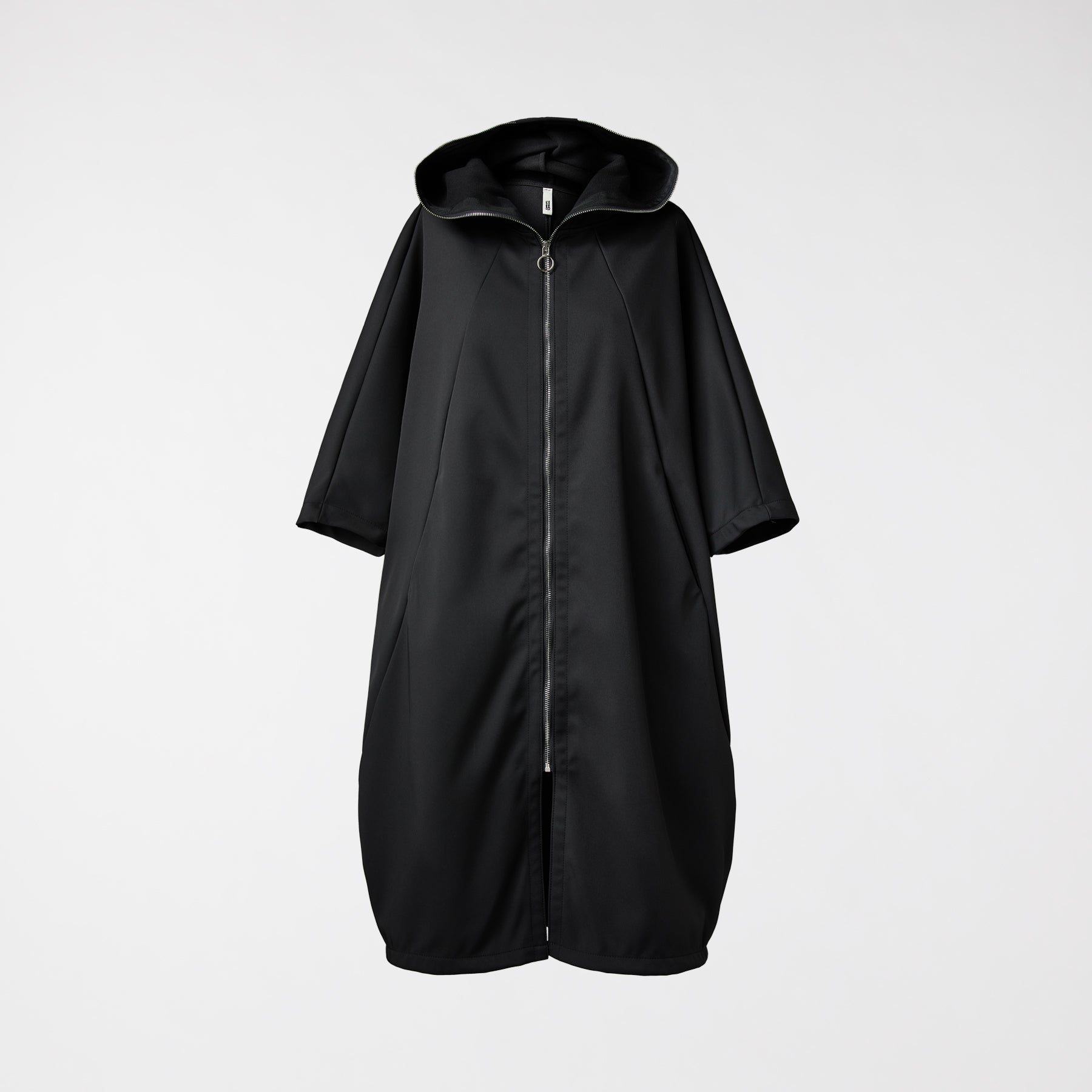 LOOSE COAT WITH BAT SLEEVES