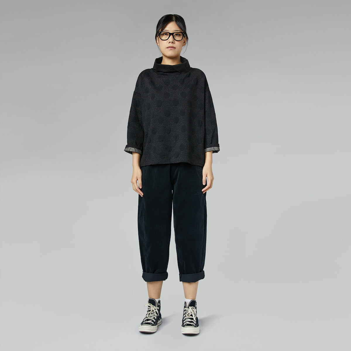 STRAIGHT TROUSERS IN VELVET FABRIC