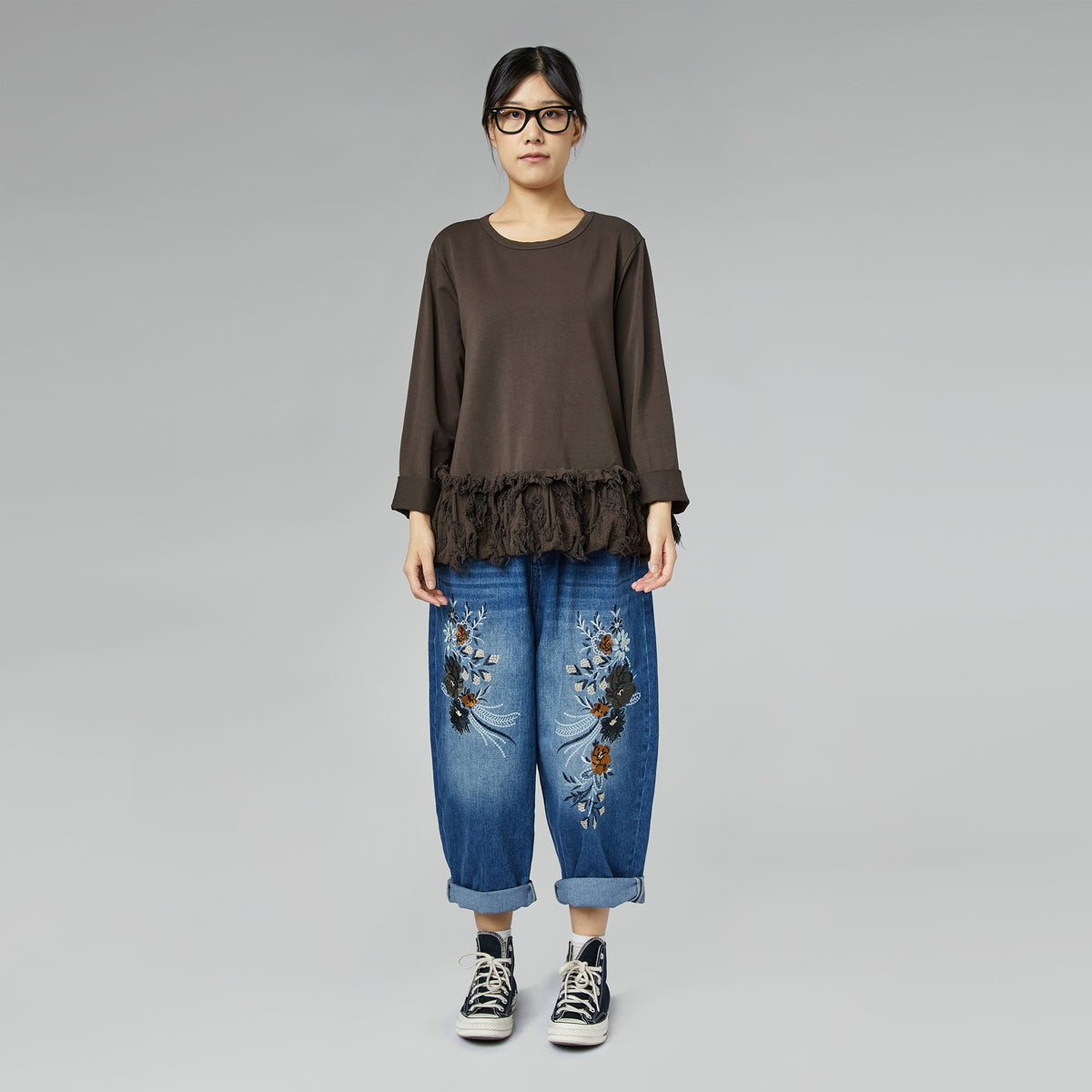 JEANS LARGES AVEC BRODERIE