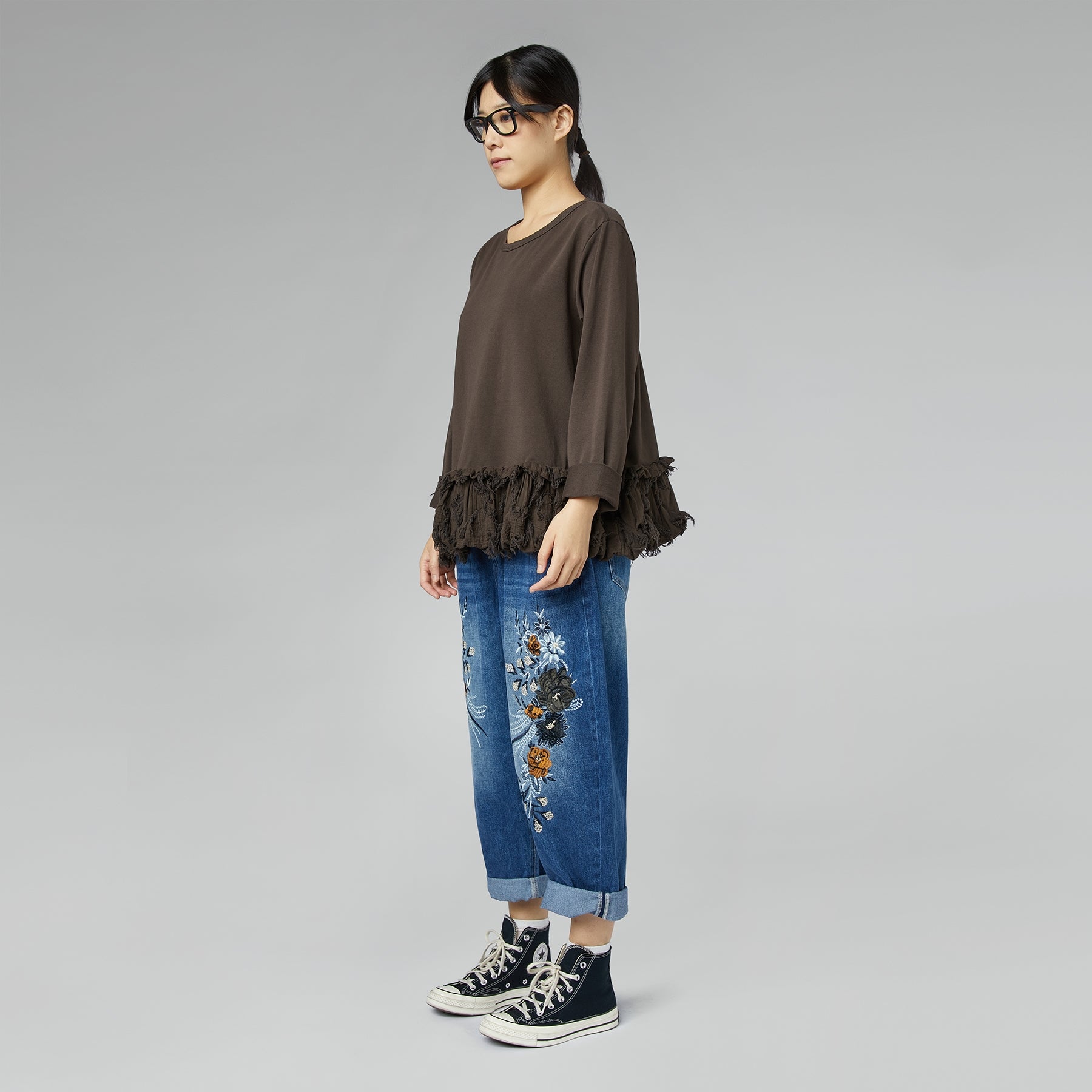 BAGGY JEANS CON BORDADO