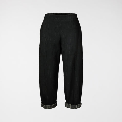 PANTS WITH EMBOSSED HATCHING