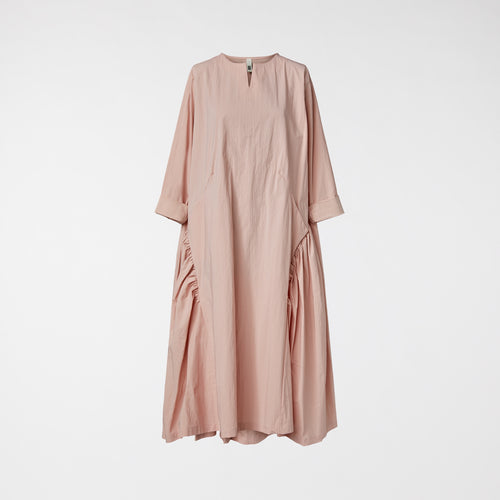 DRESS WITH PLEAT DETAIL PINK