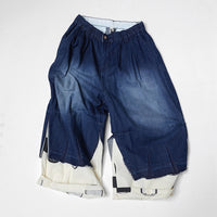 JEANS CON ORLO A POIS