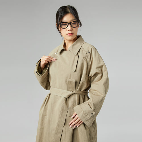 TRENCH WITH REMOVABLE PADDING