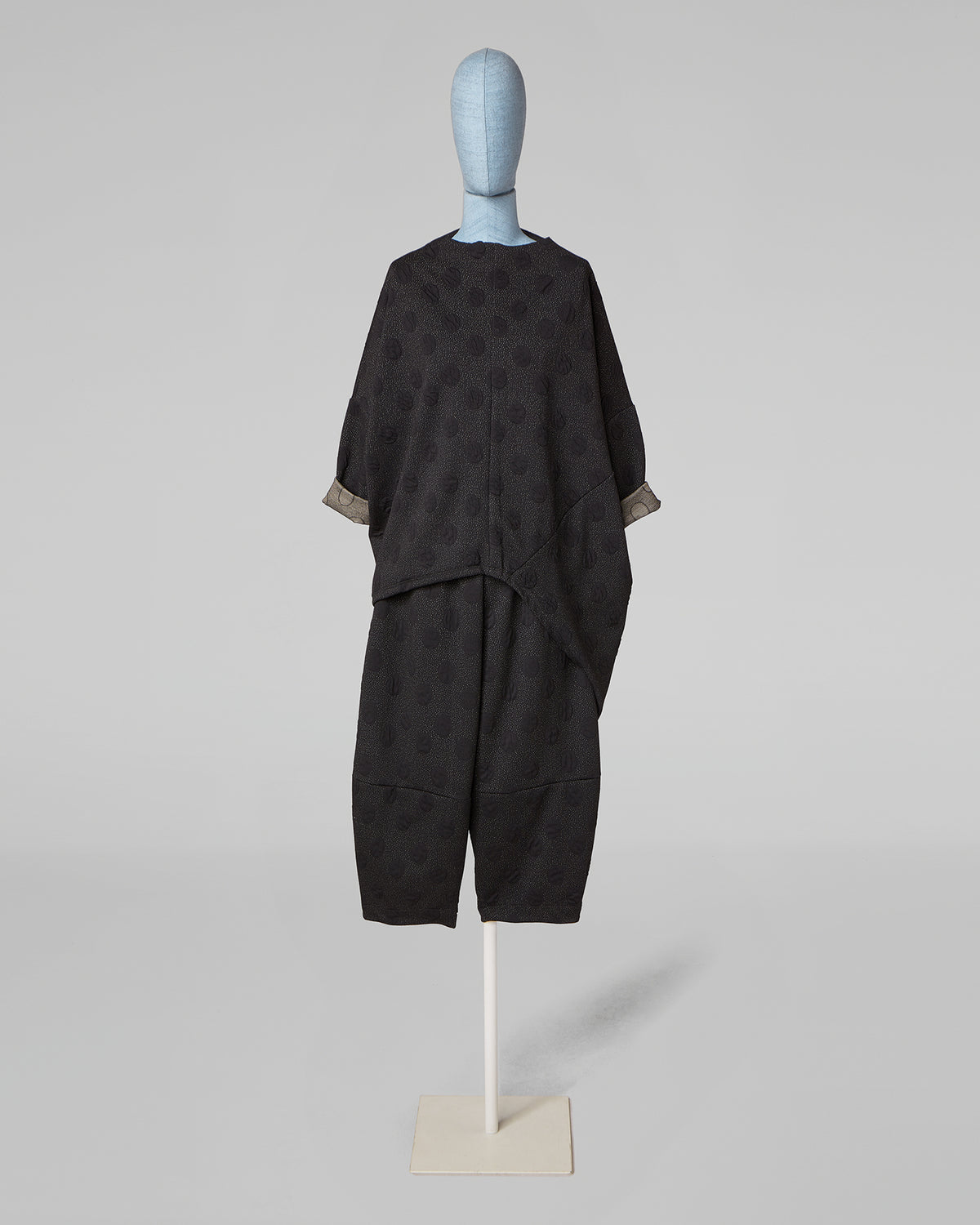 EMBOSSED POLKA DOT BLOUSE