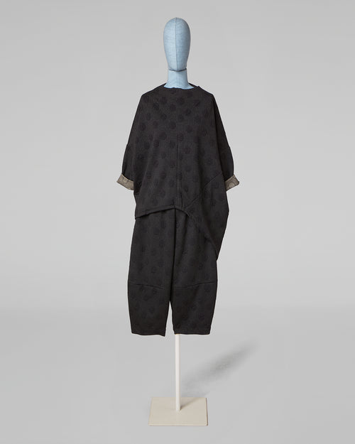 EMBOSSED POLKA DOT BLOUSE