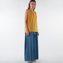BLUSA CON CHIUSURA POSTERIORE