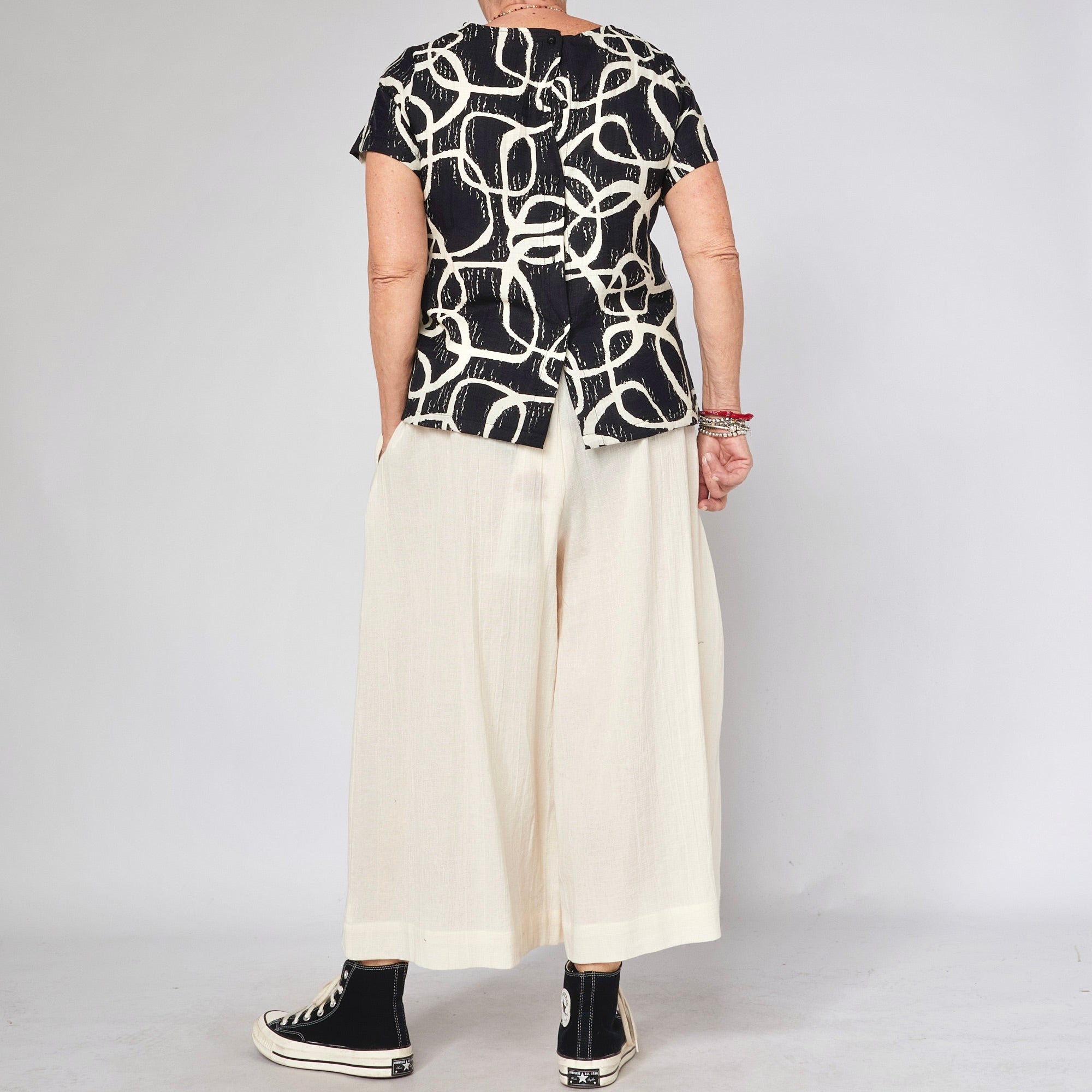 B2B PANTS 260101
