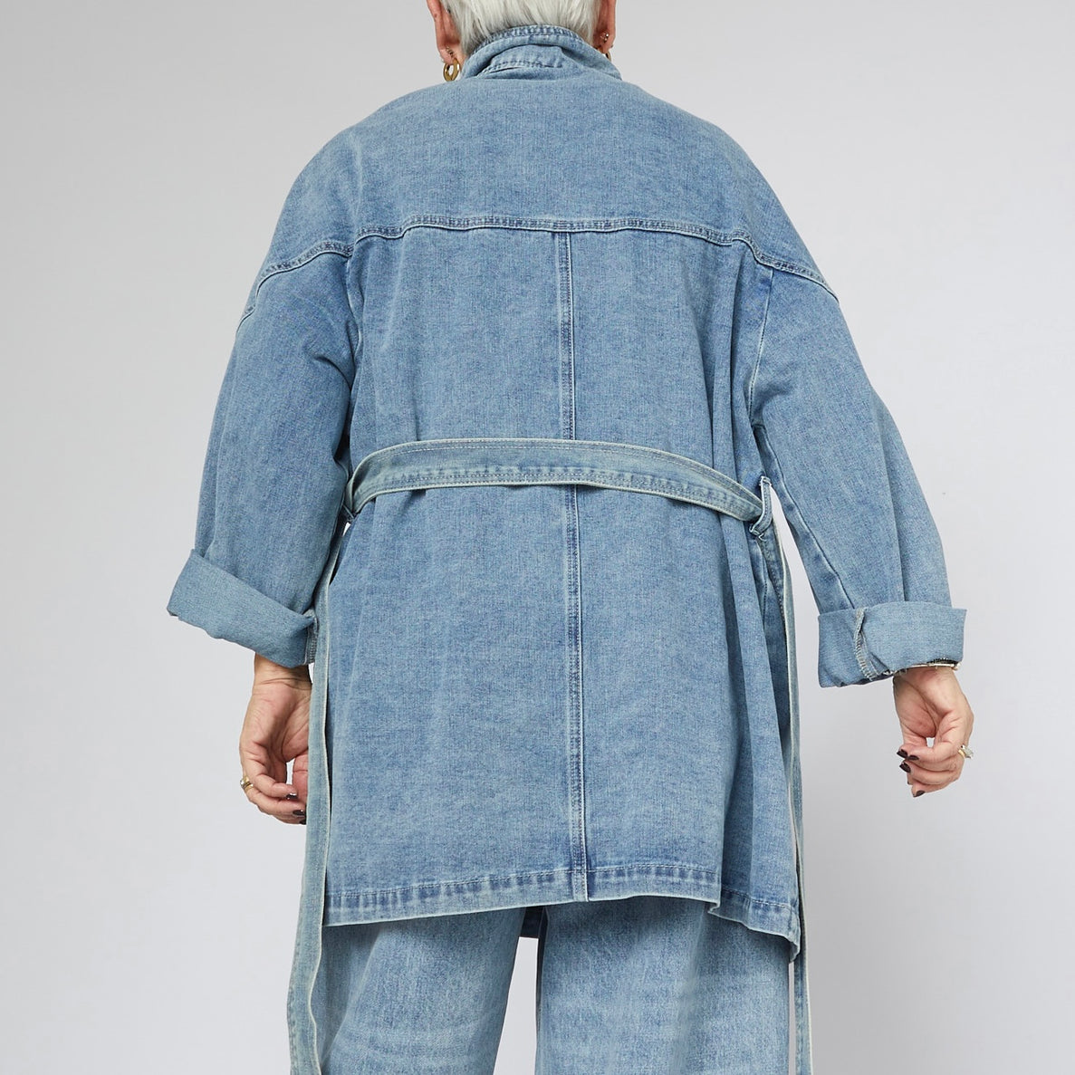 GIACCA IN DENIM CON CINTURA