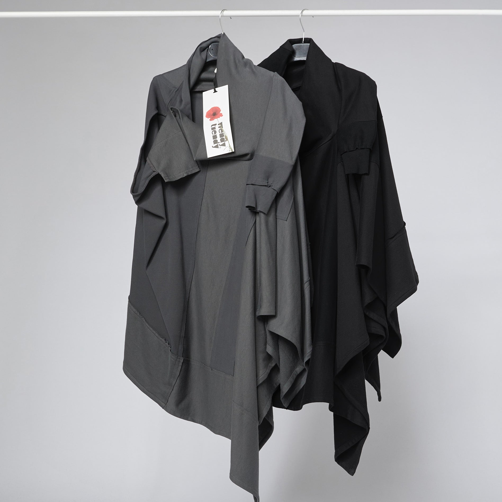 B2B CAPE/SKIRT 250516