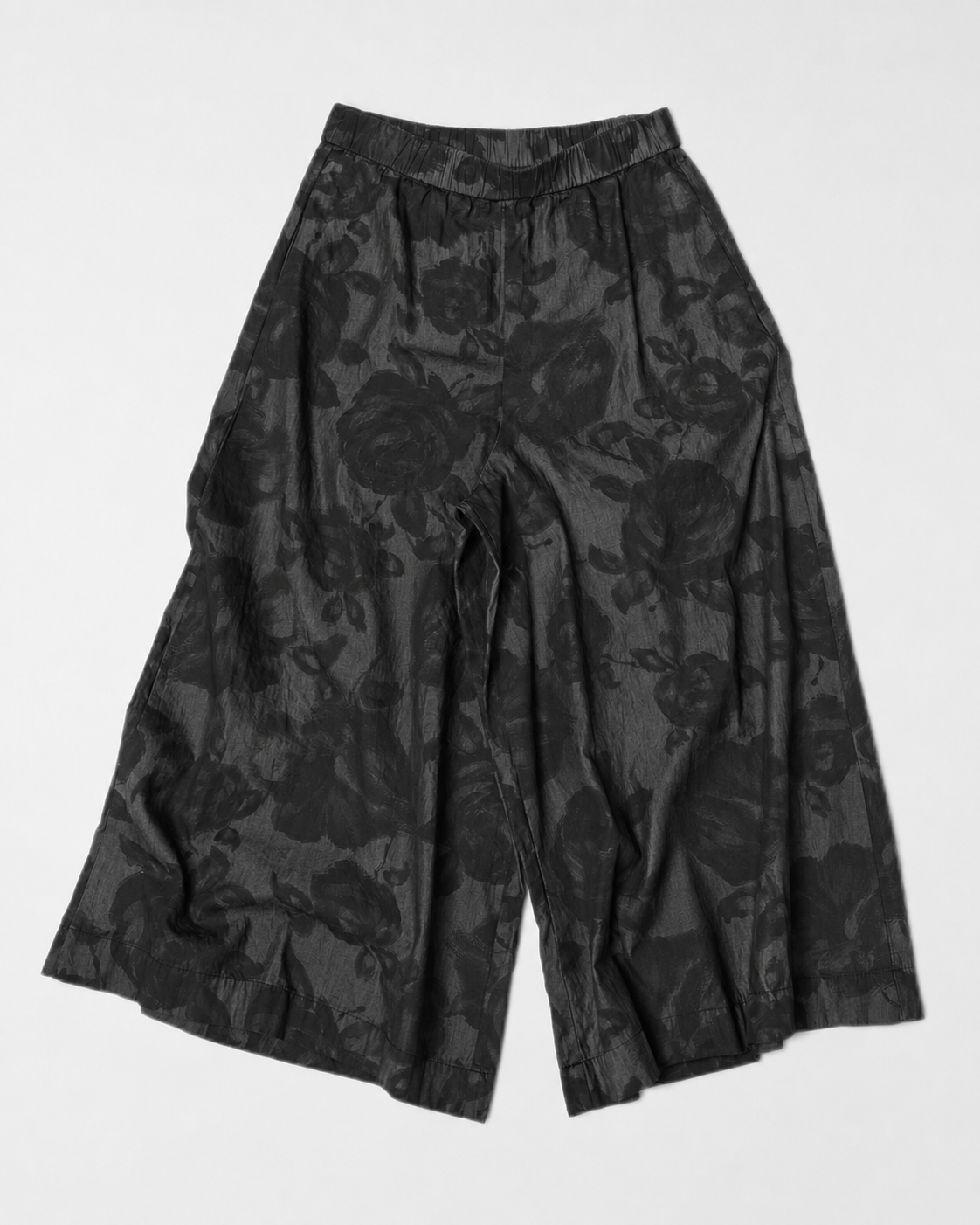 DENIM TROUSERS WITH ROSES PRINT
