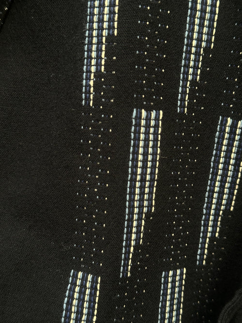 GEFORMTES DRAPEKLEID