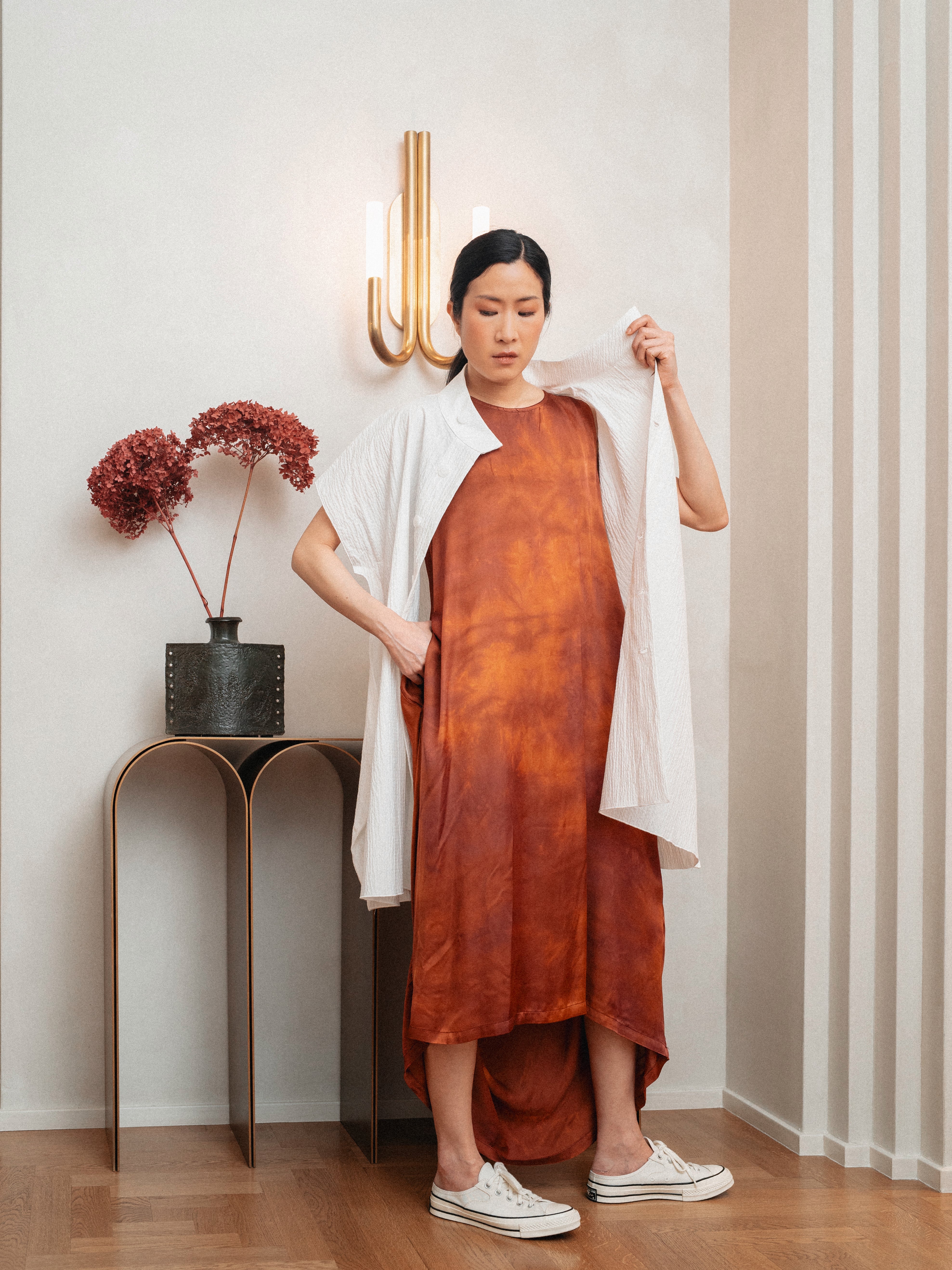 「Soft Avant-Garde」Where silhouette meets texture.
