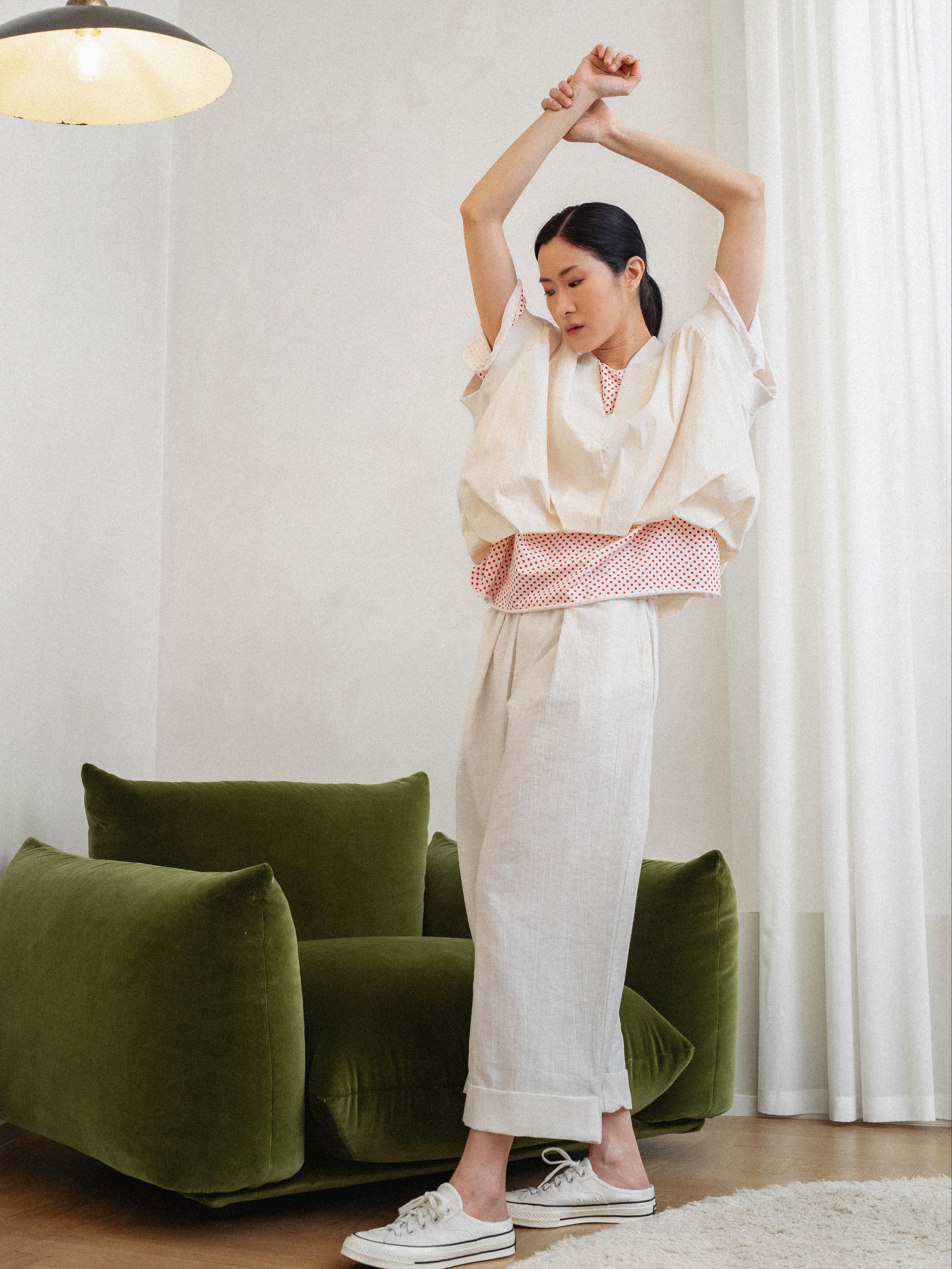 「The Core Philosophy」It is not just a garment; it is art in motion.