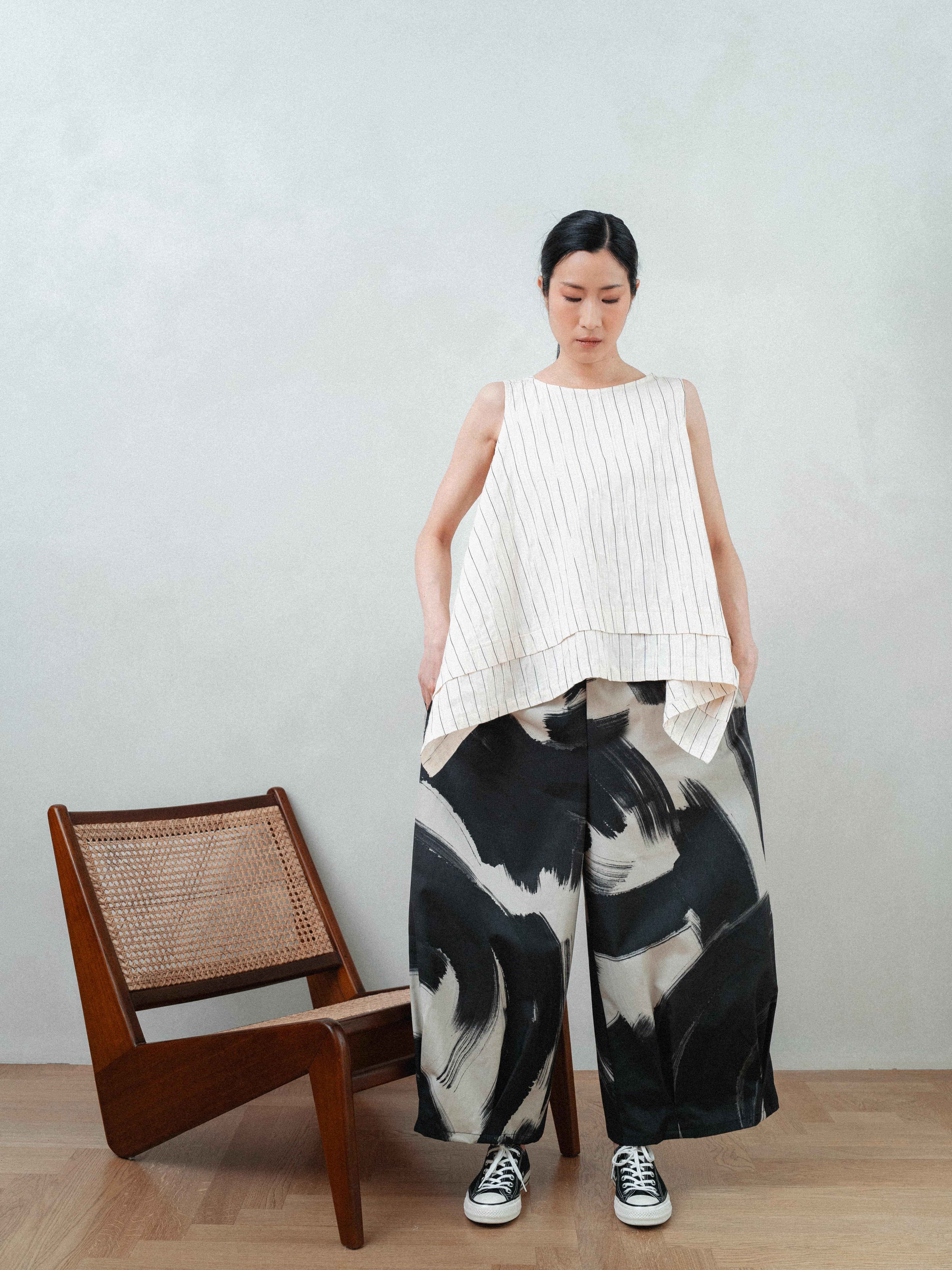 「The Core Philosophy」It is not just a garment; it is art in motion.