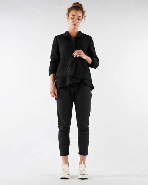 VESTE COURTE EN LAINE VIERGE