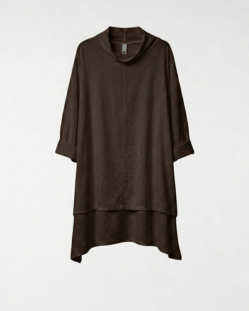 T-SHIRT WITH COLLAR