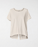 T-SHIRT EN MAILLOT AVEC FENTE AU DOS