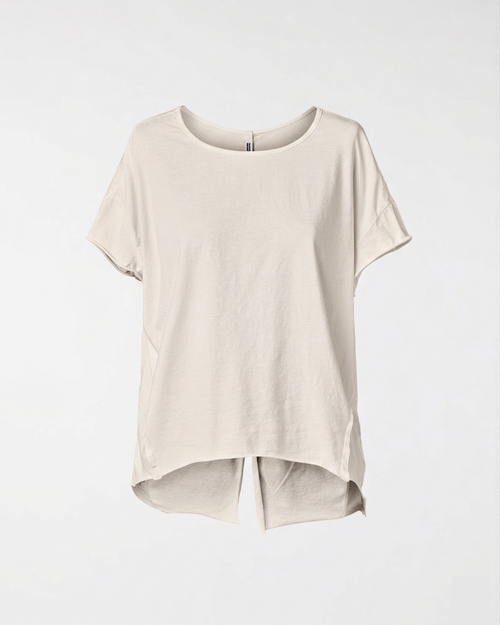 T-SHIRT EN MAILLOT AVEC FENTE AU DOS