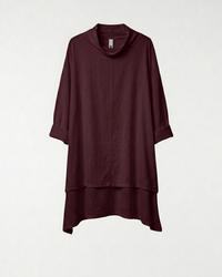 T-SHIRT WITH COLLAR