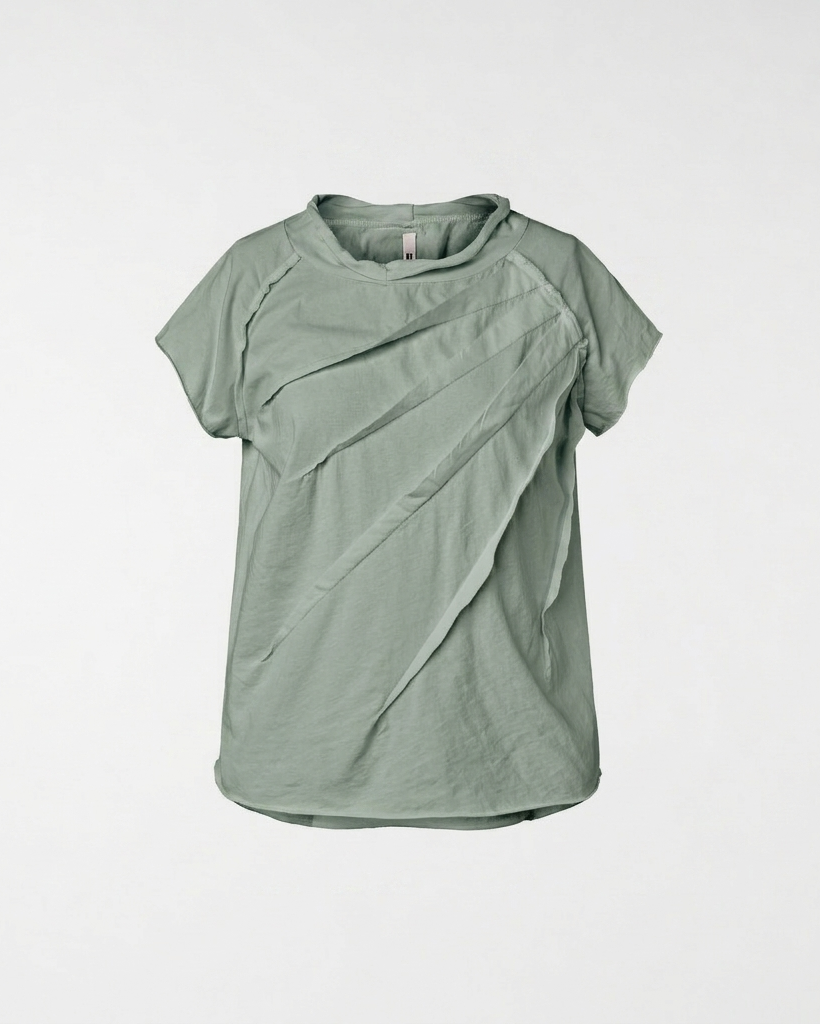 T-SHIRT CON DETTAGLI A PIEGHE