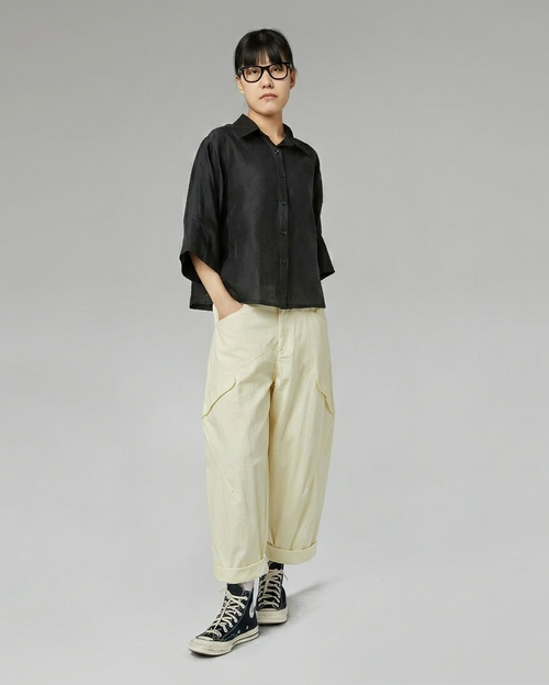 PANTALONES CON SOLAPAS