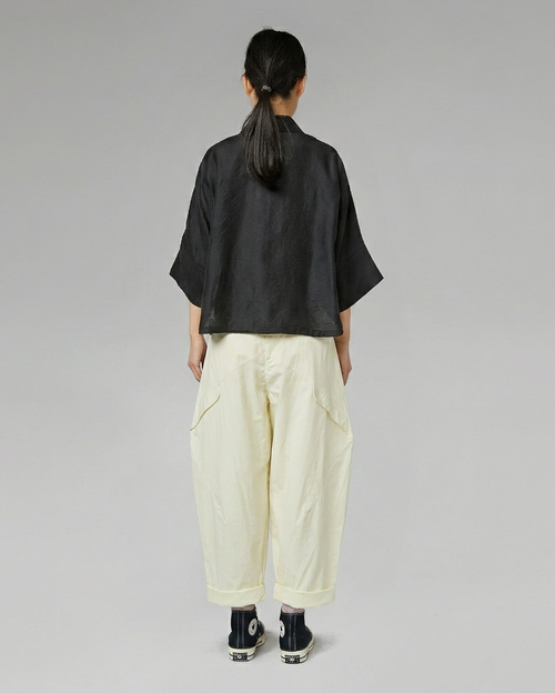 PANTALONES CON SOLAPAS