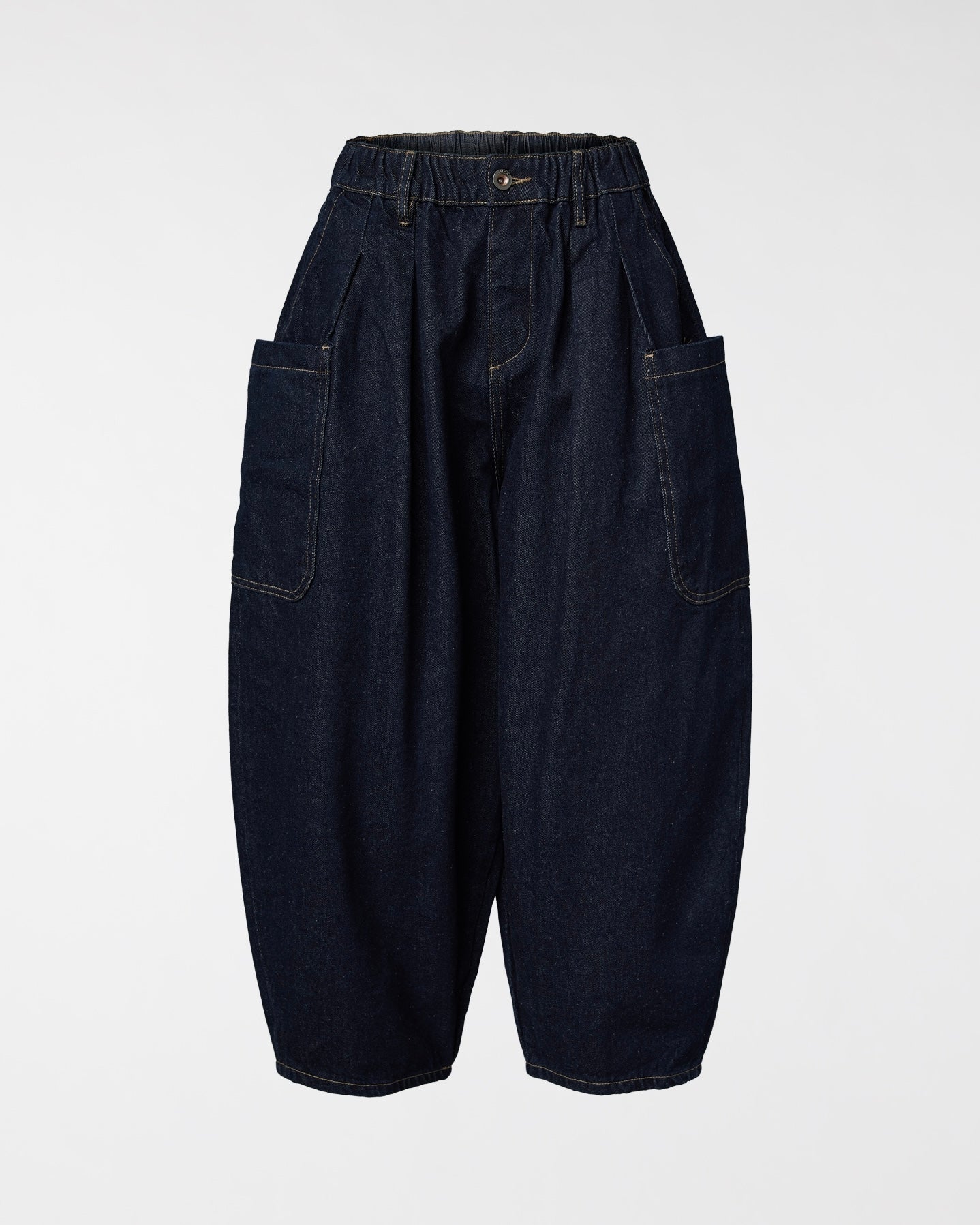 JEANS WITH BIG POCKETS