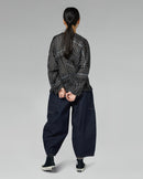 JEANS WITH BIG POCKETS