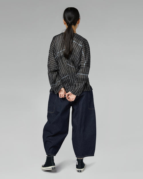 JEANS WITH BIG POCKETS