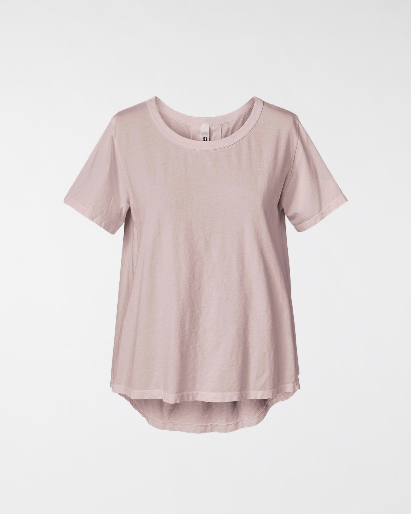BASIC SHORT-SLEEVED T-SHIRT