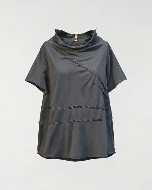 T-SHIRT AVEC COUTURE EXTÉRIEURE GRIS