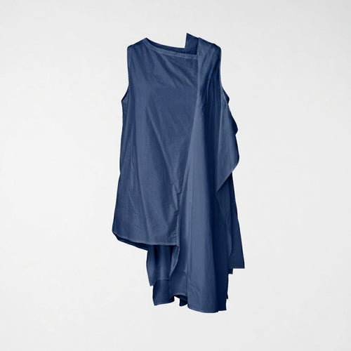 ASYMMETRISCHES TOP MIT AUSSCHNITT