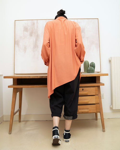 EMBOSSED DETAILS TROUSERS