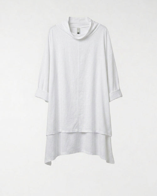 T-SHIRT WITH COLLAR