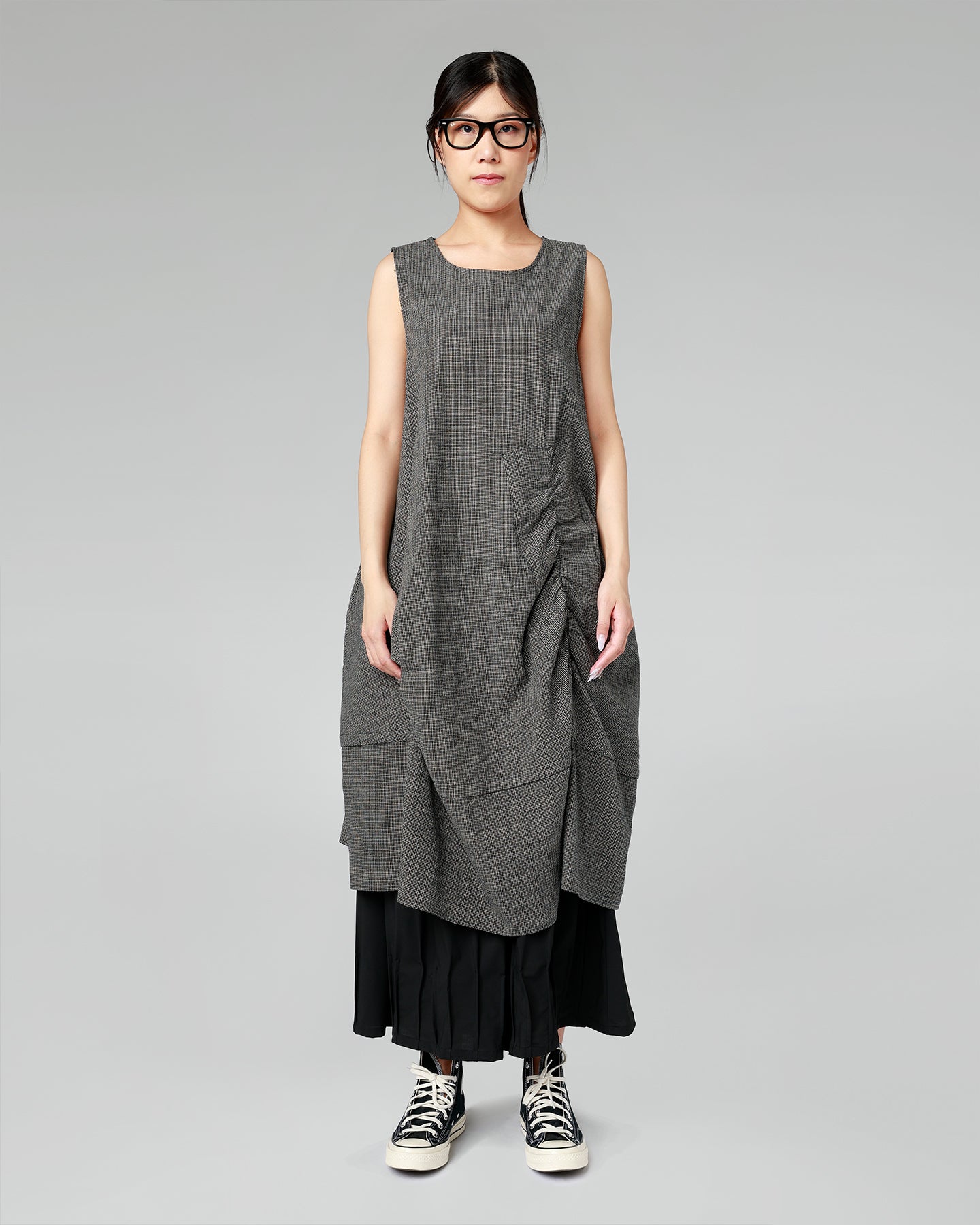 KLEID AUS MICRO HOUNDSTOOTH-STOFF