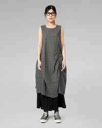 KLEID AUS MICRO HOUNDSTOOTH-STOFF