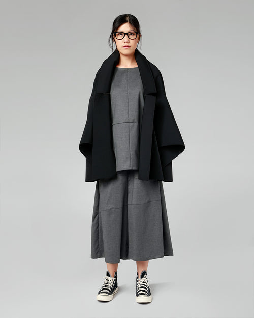 CHAQUETA DE NEOPRENO VANGUARDISTA