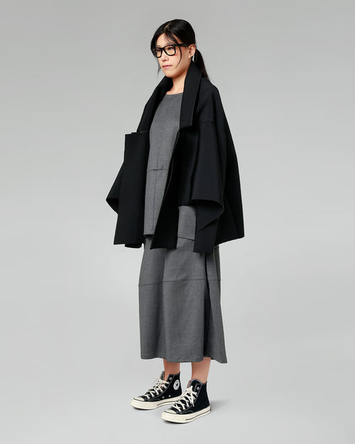 CHAQUETA DE NEOPRENO VANGUARDISTA