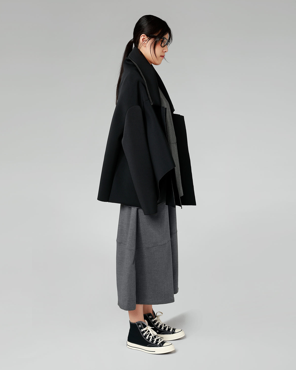 CHAQUETA DE NEOPRENO VANGUARDISTA