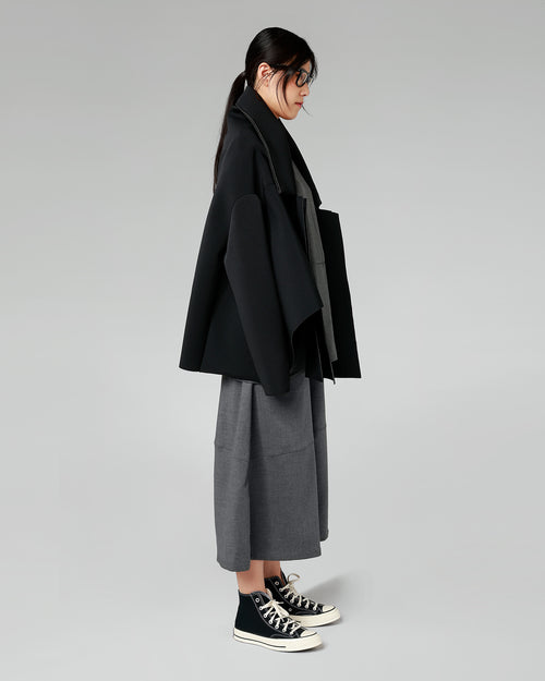 CHAQUETA DE NEOPRENO VANGUARDISTA