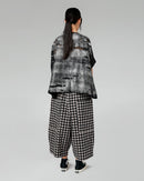 BLUSA ABSTRACTA GRIS POR CAPAS