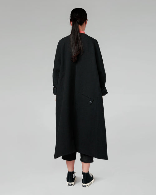 SCULPTED NECKLINE COAT