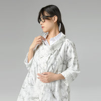 HEMD MIT MARMORDRUCK