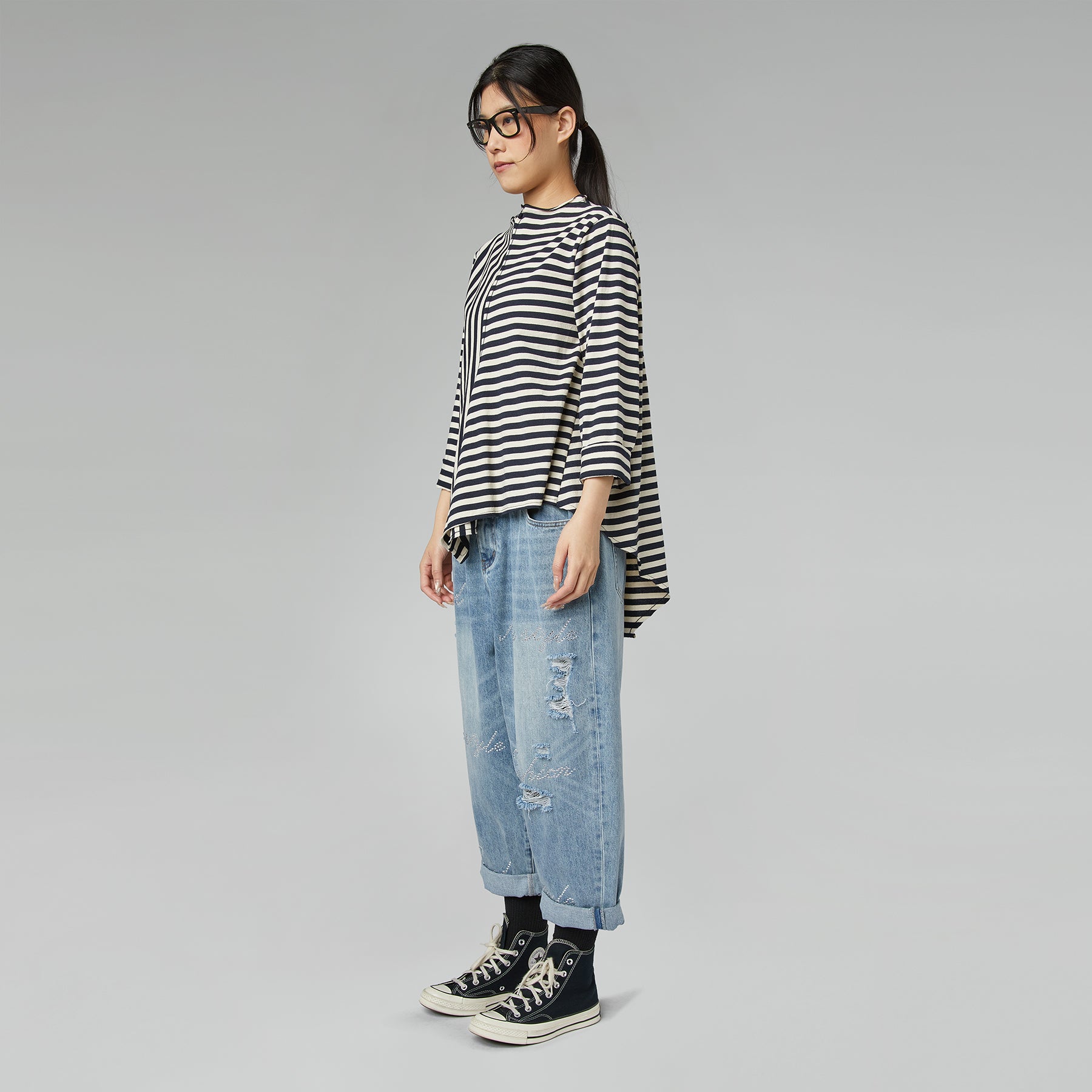 BLUSA RAYADA ASIMÉTRICA AZUL