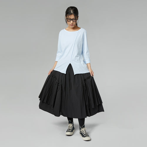 Rozkloszowana spódnica plisowana