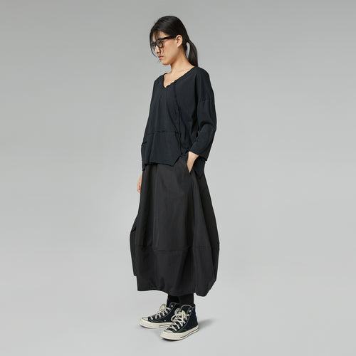RAW CUT T-SHIRT WITH V NECKLINE