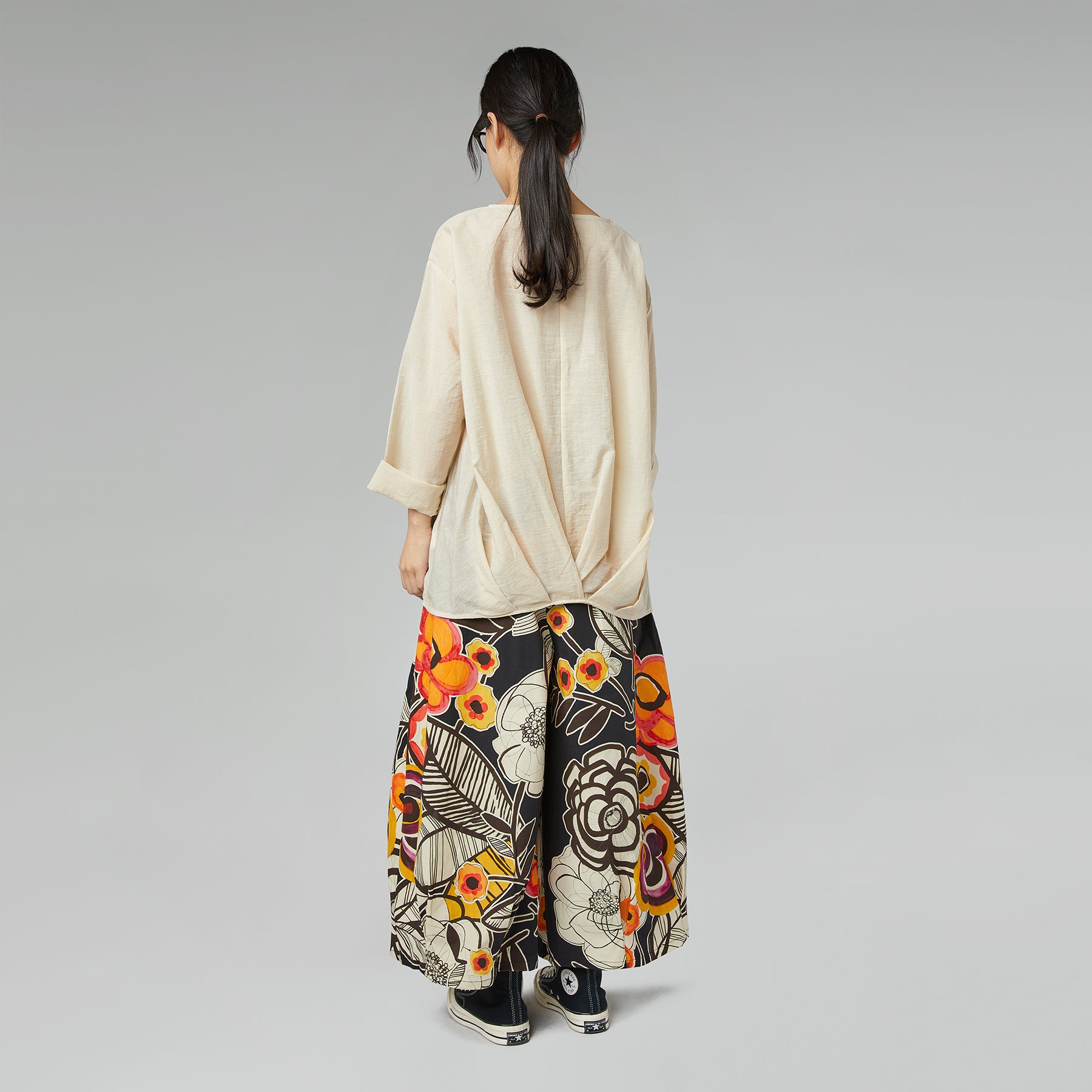 GRAPHIC PRINT TROUSERS
