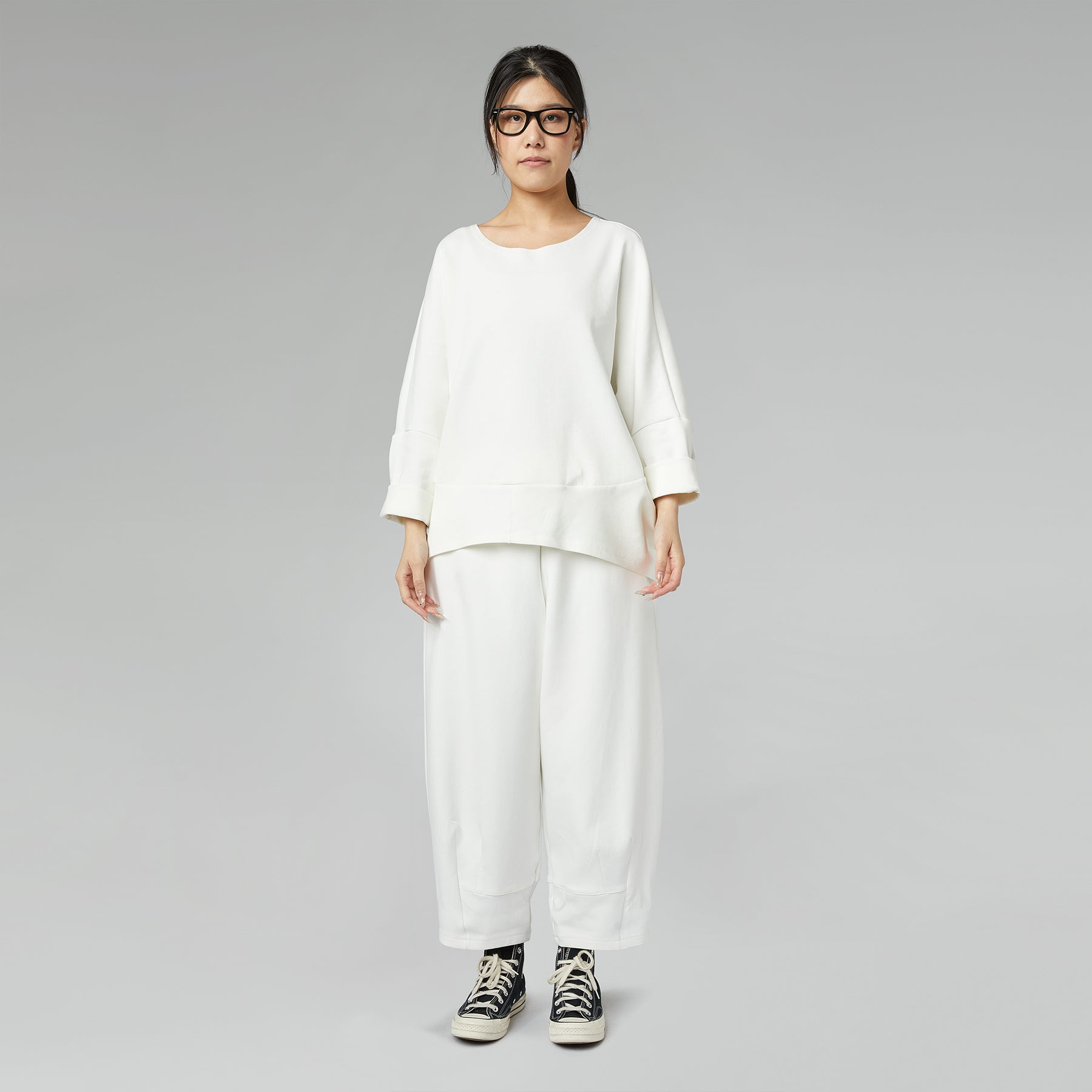 PANTALONES EN TEJIDO DE NEOPRENO LIGERO